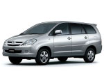 TOYOTA Innova 租車